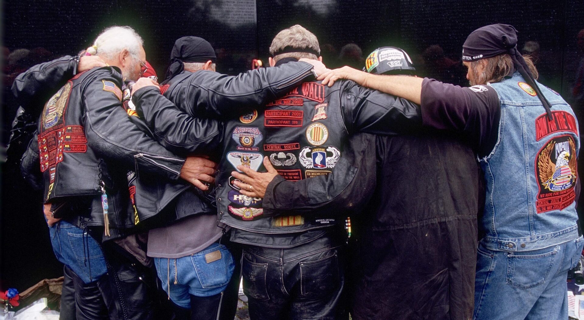 Brothers in Arms, Vietnam Veterans Memorial, 2001